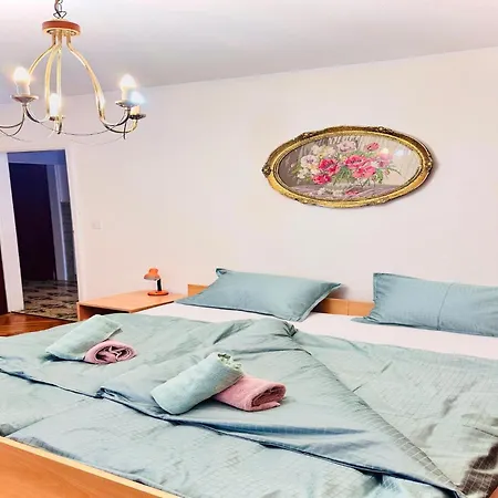 Spacious Stone With Sea Views Casa vacanze Ragusa