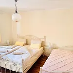 Vikendica Spacious Stone With Sea Views *