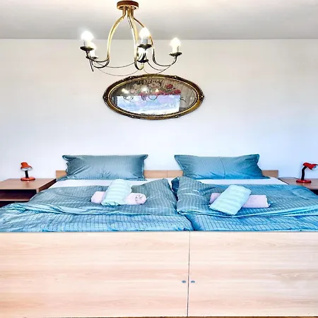 Spacious Stone With Sea Views Tatil Evi *