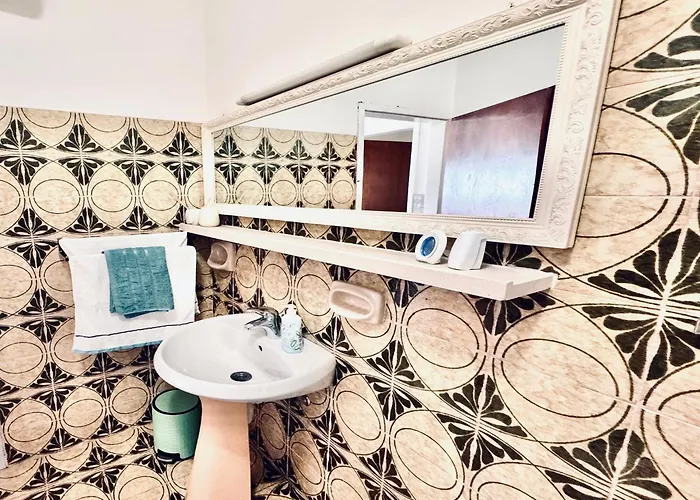 Spacious Stone With Sea Views